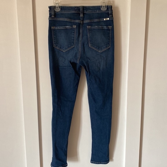 KANCAN distressed ankle skinny - Picture 8 of 11